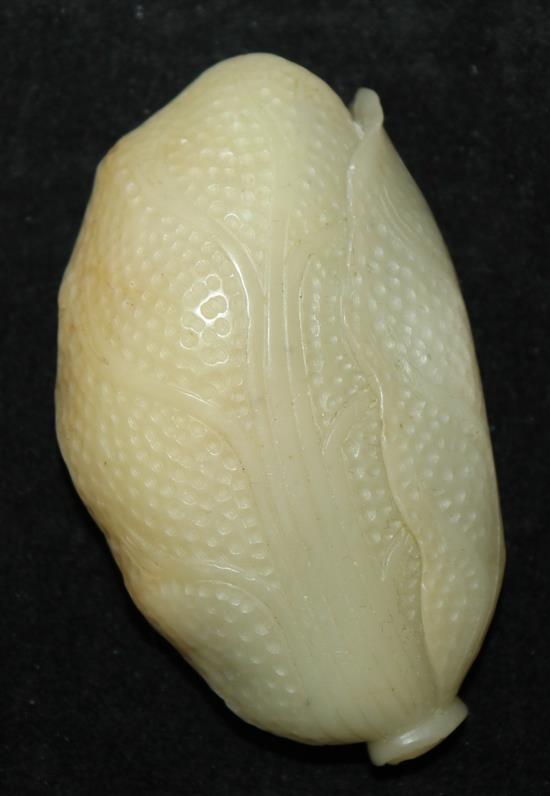A Chinese soapstone carving of Chinese cabbage, 6cm
